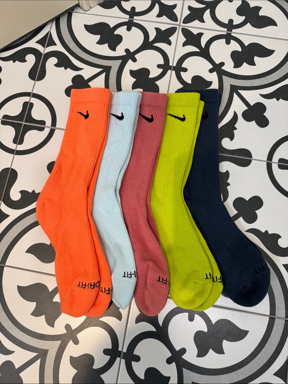 Nike Five-Pack Cushioned Crew Socks in Orange, Light Blue, Rose, Lime, Navy
